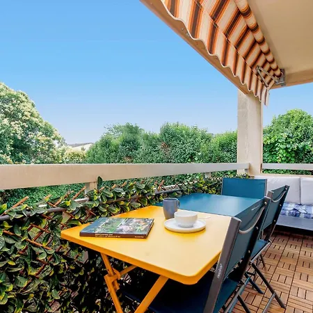Apartment Les Jardins De La